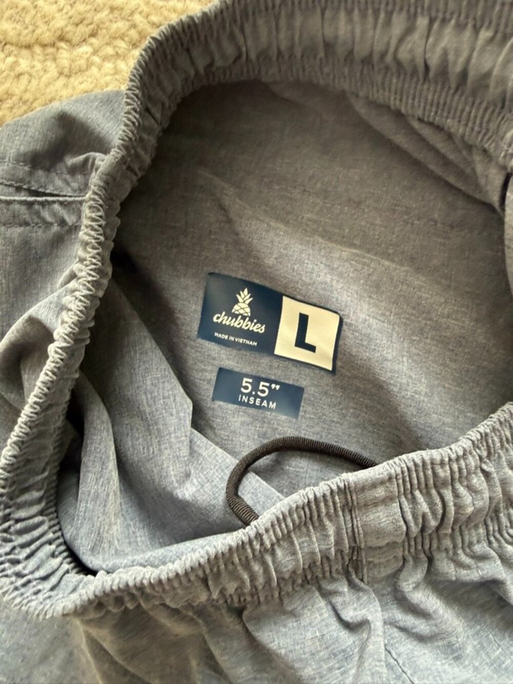 Chubbies Light Blue 5.5” Workout/Swim Shorts Large - Picture 2 of 2